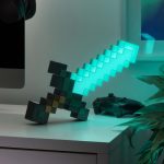 ΦΩΤΙΣΤΙΚΟ LED MINECRAFT 3D ΔΙΑΜΑΝΤΕΝΙΟ ΣΠΑΘΙ DIAMOND SWORD - PP12711MCF PALADONE - Image 2