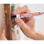 ΜΑΡΚΑΔΟΡΟΣ ΤΡΥΠΩΝ CARPENTER PEN - ΜΑΥΡΟΣ ΓΙΑ ΔΥΣΠΡΟΣΙΤΑ ΣΗΜΕΙΑ 8850 EDDING - Image 4