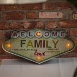 ΦΩΤΙΣΤΙΚΟ ΔΙΑΚΟΣΜΗΤΙΚΟ RETRO METAL SIGN LED WELCOME FAMILY FOREVER LIGHT - Image 5